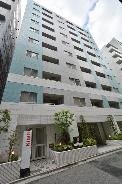 パークキューブ茅場町外観縦向き