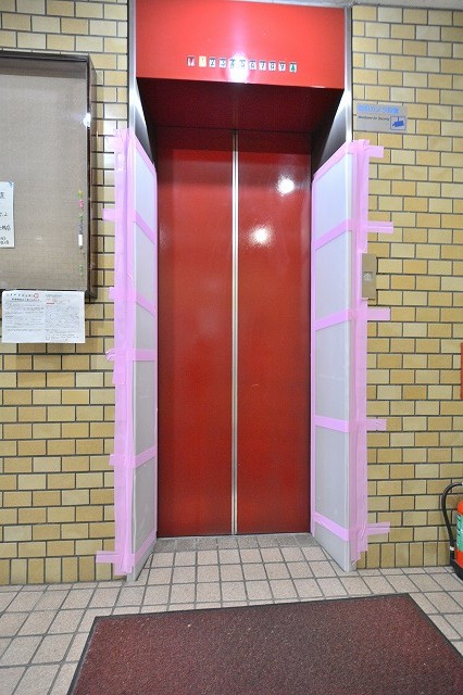 日本橋ロイヤルプラザのエレベーター